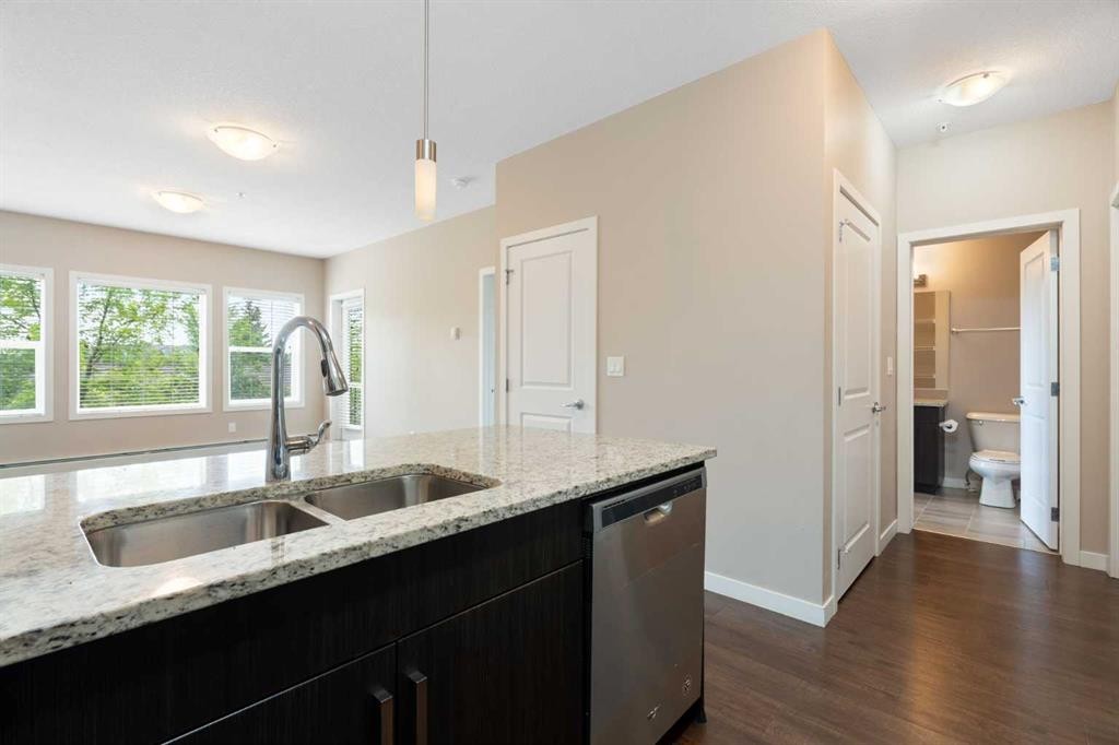 210-200 Cranfield Common Se, Calgary, AB