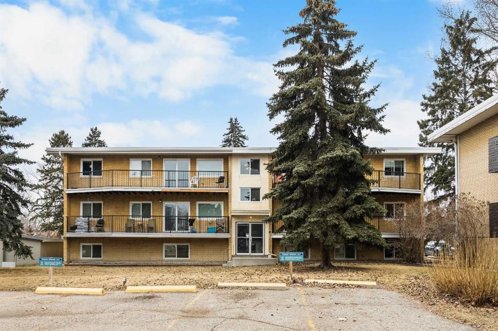 101-3103 Blakiston Drive Nw, Calgary, AB - Outdoor