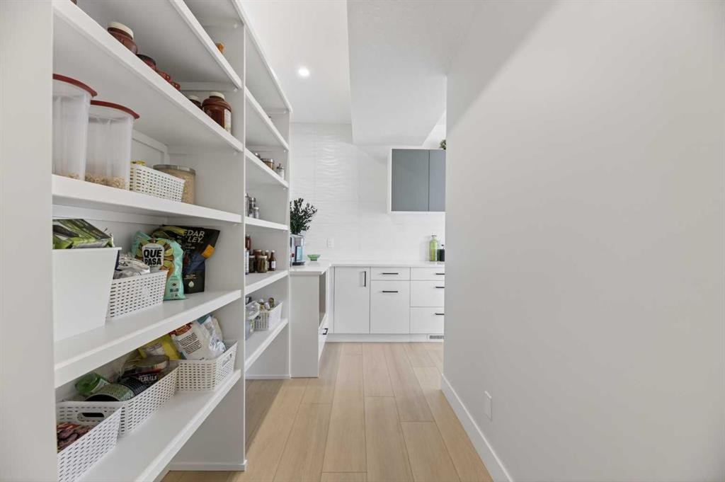 30 Silverstone Place, Didsbury, AB - Indoor With Storage