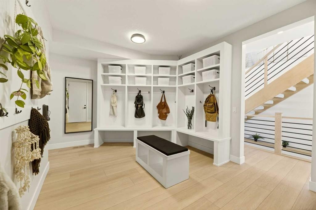 30 Silverstone Place, Didsbury, AB - Indoor Photo Showing Other Room