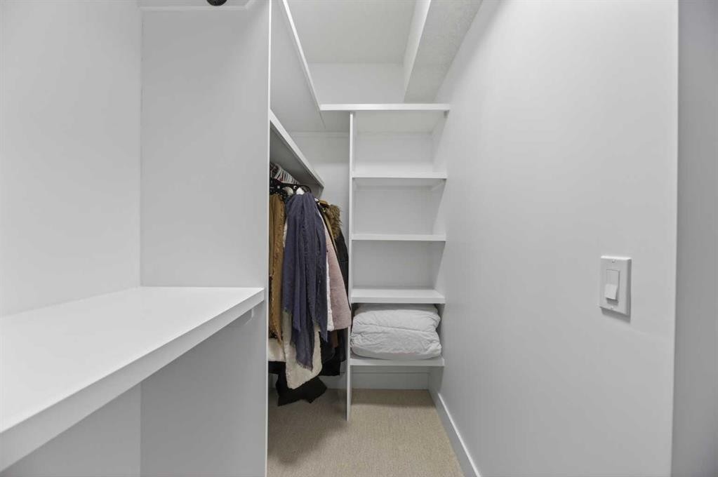 30 Silverstone Place, Didsbury, AB - Indoor With Storage