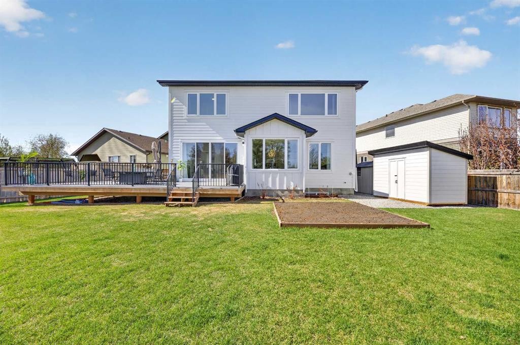 30 Silverstone Place, Didsbury, AB - Outdoor With Deck Patio Veranda