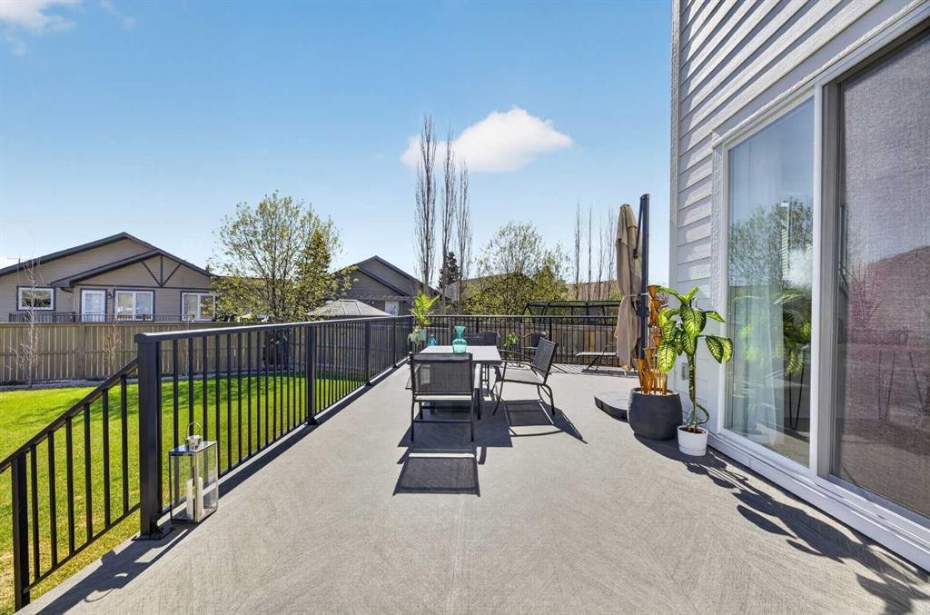 30 Silverstone Place, Didsbury, AB - Outdoor With Exterior