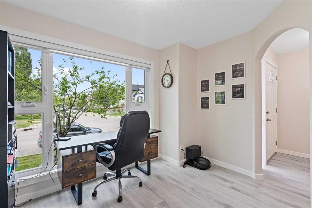 148 Cramond Crescent Se, Calgary, AB
