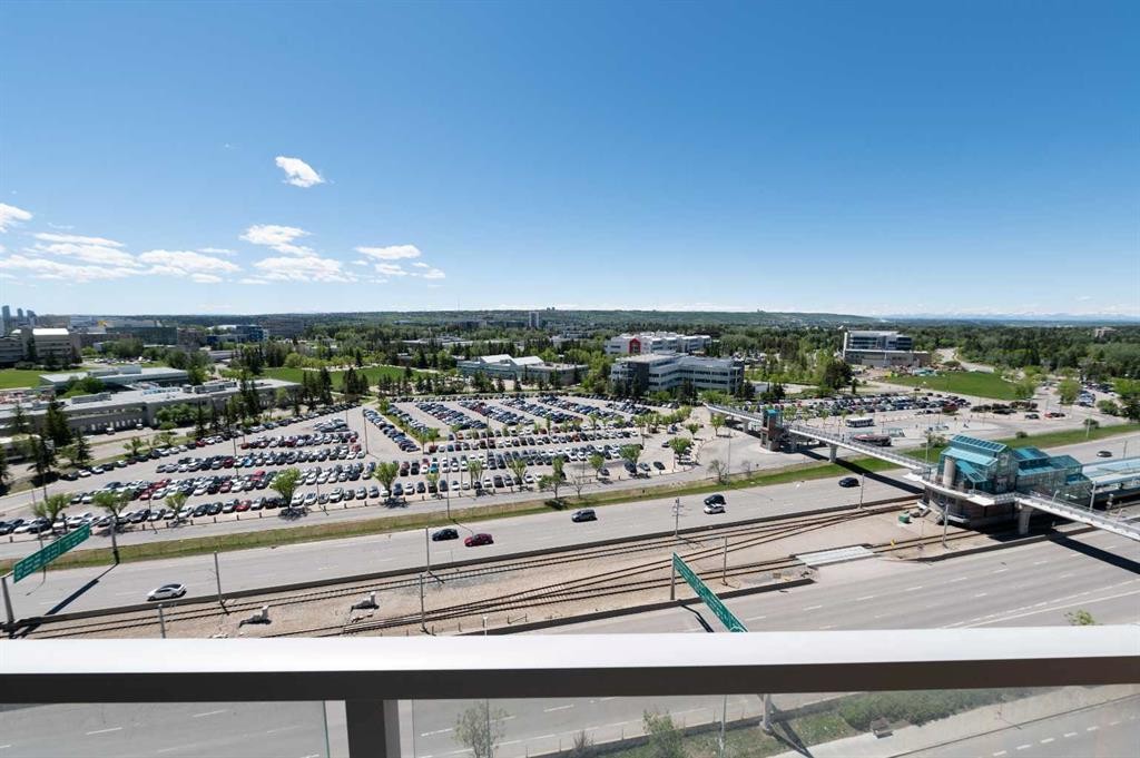 1307-3830 Brentwood Road Nw, Calgary, AB - Outdoor With View