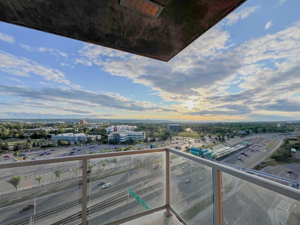 1307-3830 Brentwood Road Nw, Calgary, AB - Outdoor With Balcony With View