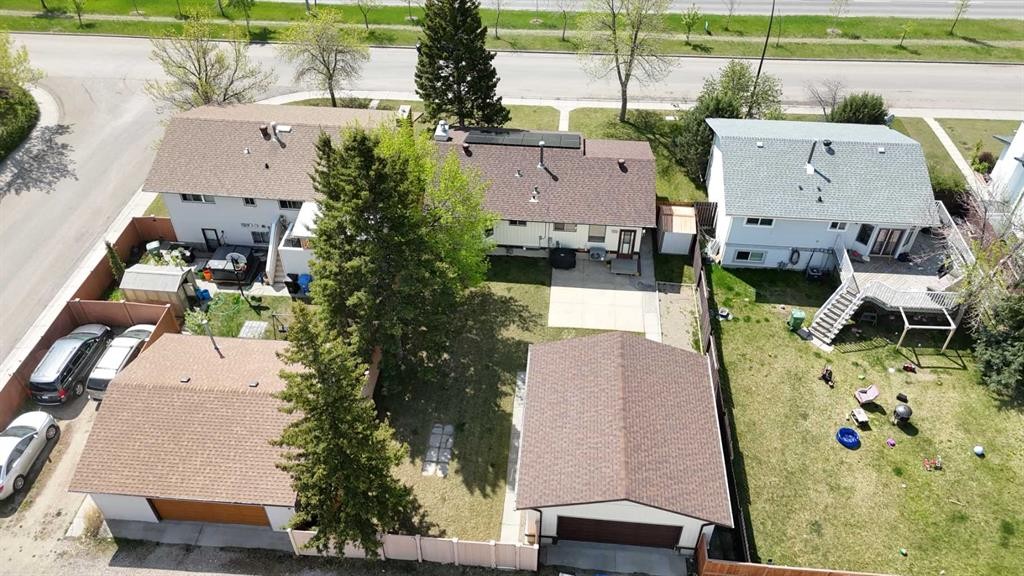 340 Templeton Circle Ne, Calgary, AB - Outdoor