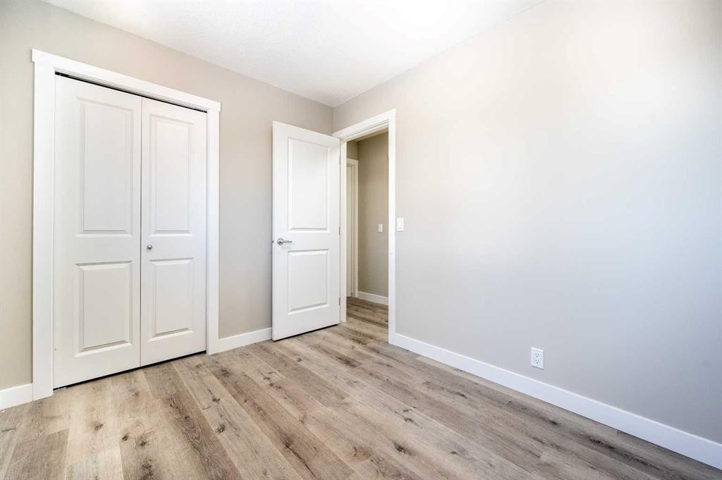 255 Castleridge Drive Ne, Calgary, AB - Indoor Photo Showing Other Room
