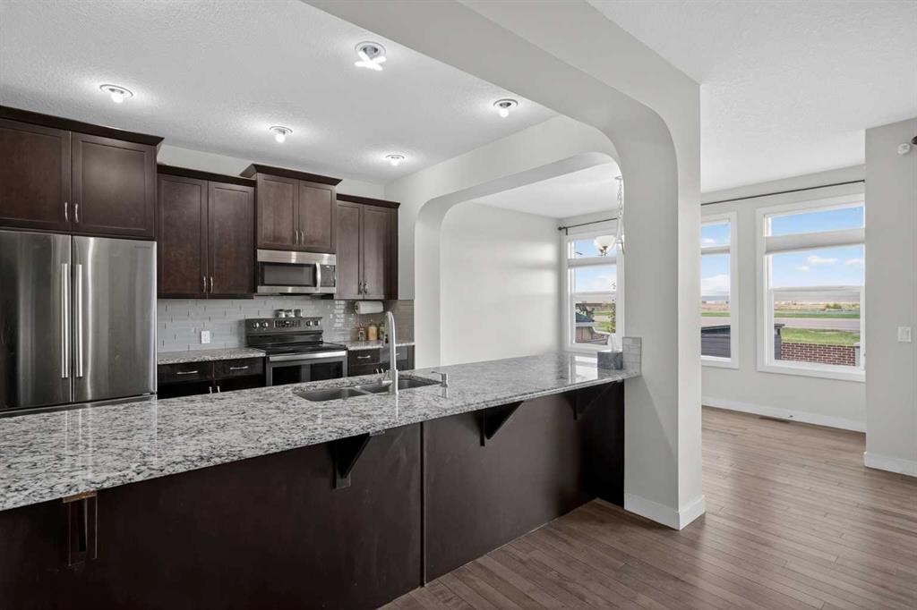 152 Redstone Villas Ne, Calgary, AB - Indoor Photo Showing Kitchen With Upgraded Kitchen