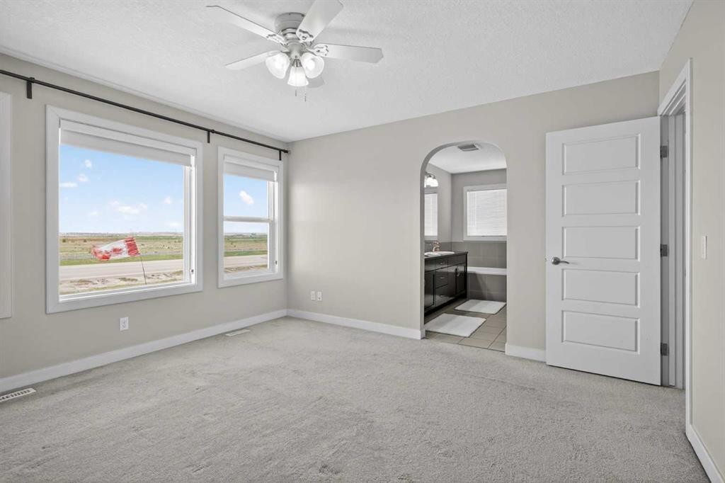 152 Redstone Villas Ne, Calgary, AB - Indoor Photo Showing Other Room