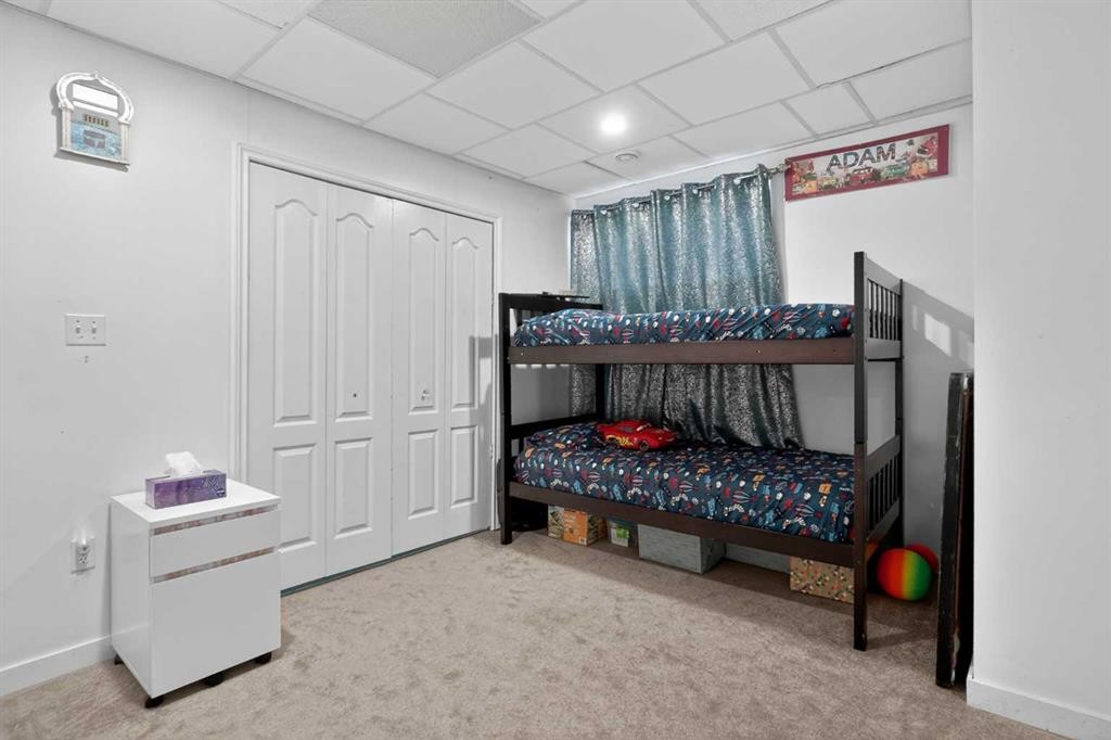 152 Redstone Villas Ne, Calgary, AB - Indoor Photo Showing Bedroom