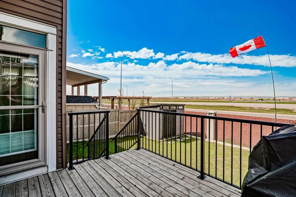 152 Redstone Villas Ne, Calgary, AB - Outdoor