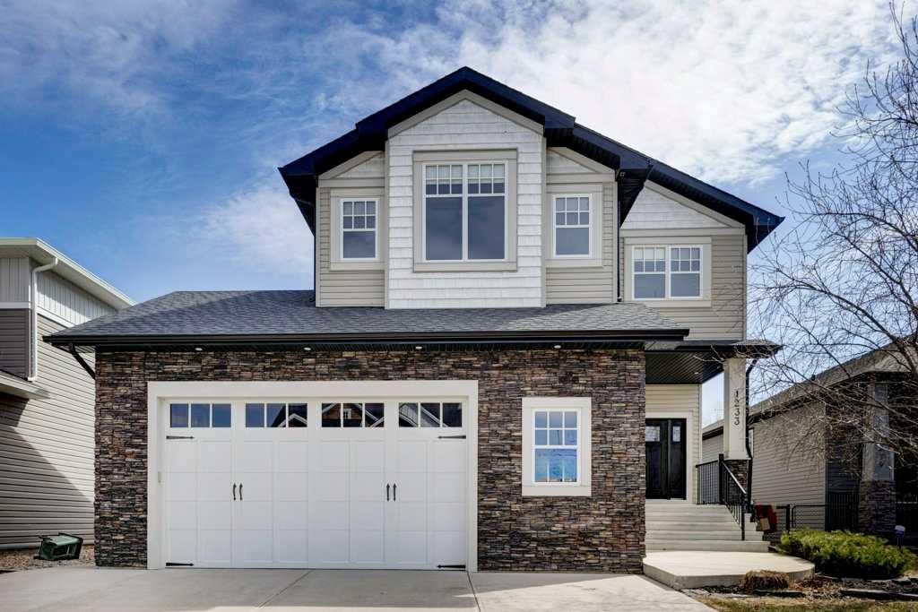 1233 Hillcrest Manor Estates, Strathmore, AB - Outdoor