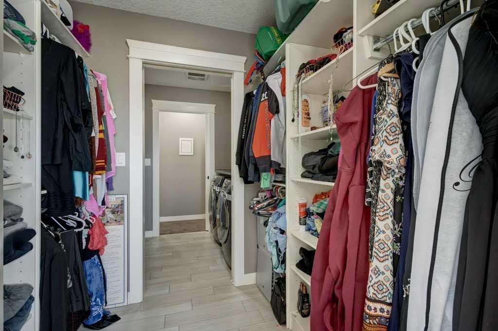 1233 Hillcrest Manor Estates, Strathmore, AB - Indoor With Storage
