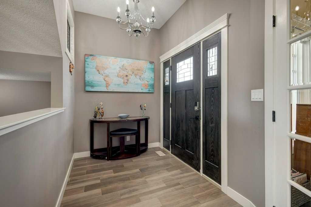 1233 Hillcrest Manor Estates, Strathmore, AB - Indoor Photo Showing Other Room