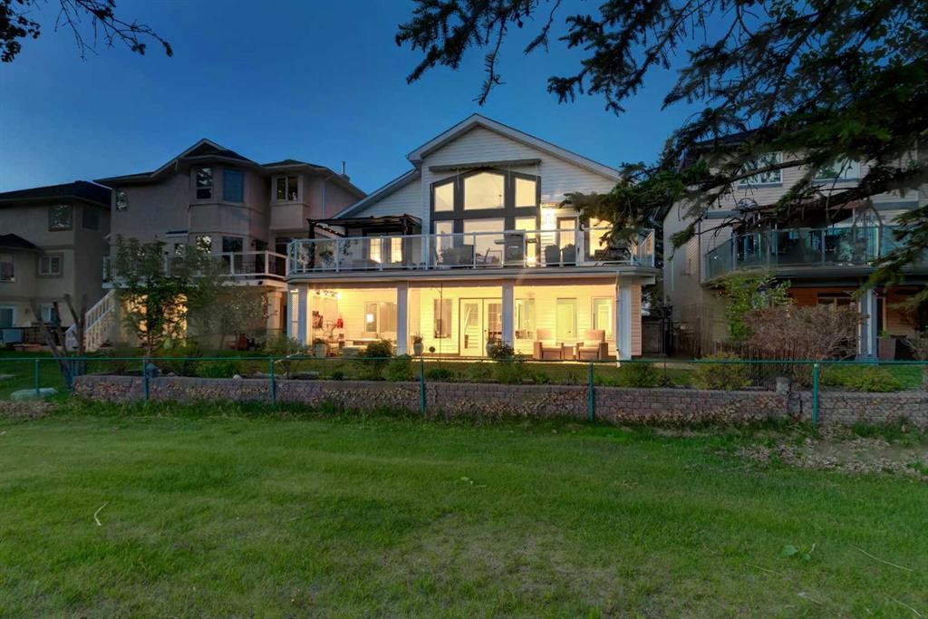 198 Douglas Woods Hill Se, Calgary, AB - Outdoor With Deck Patio Veranda
