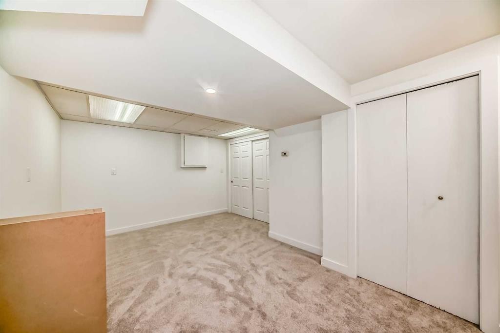 32-1515 Falconridge Drive Ne, Calgary, AB - Indoor
