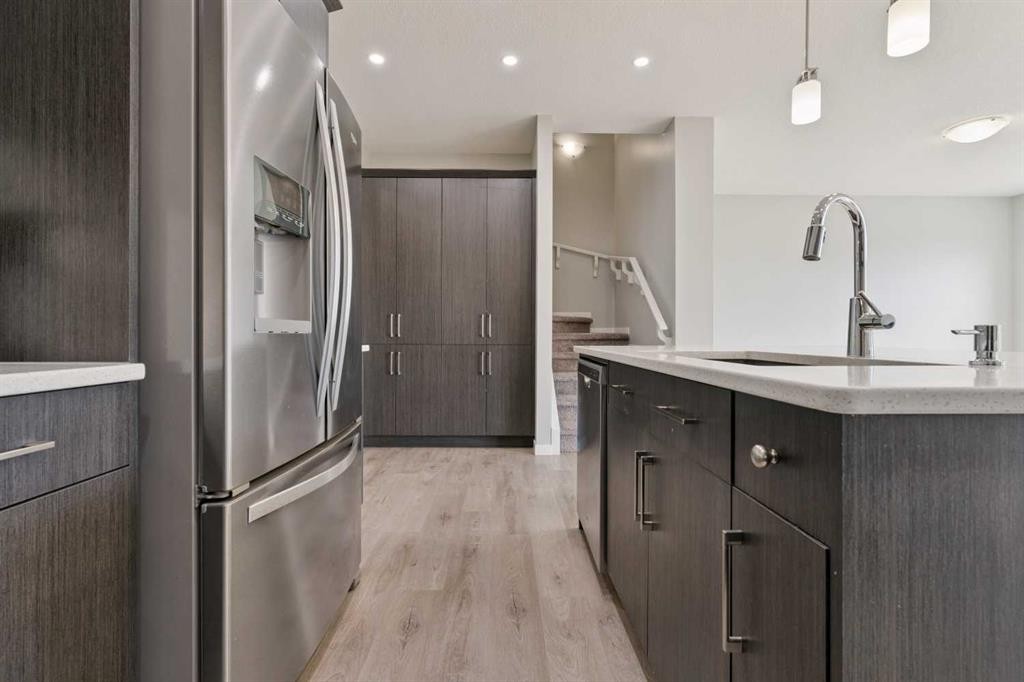 98 Seton Road Se, Calgary, AB - Indoor Photo Showing Kitchen