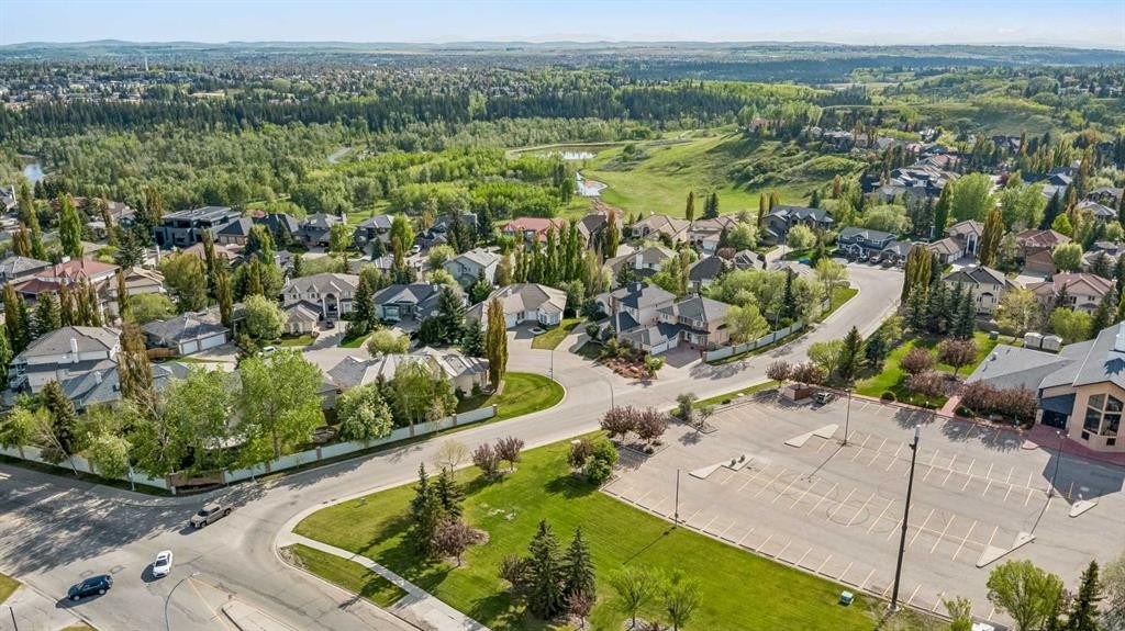 438 Candle Place Sw, Calgary, AB - Outdoor