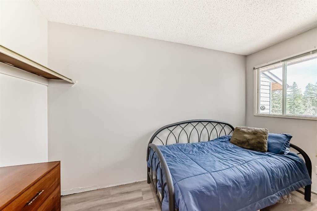 409-2520 Palliser Drive Sw, Calgary, AB