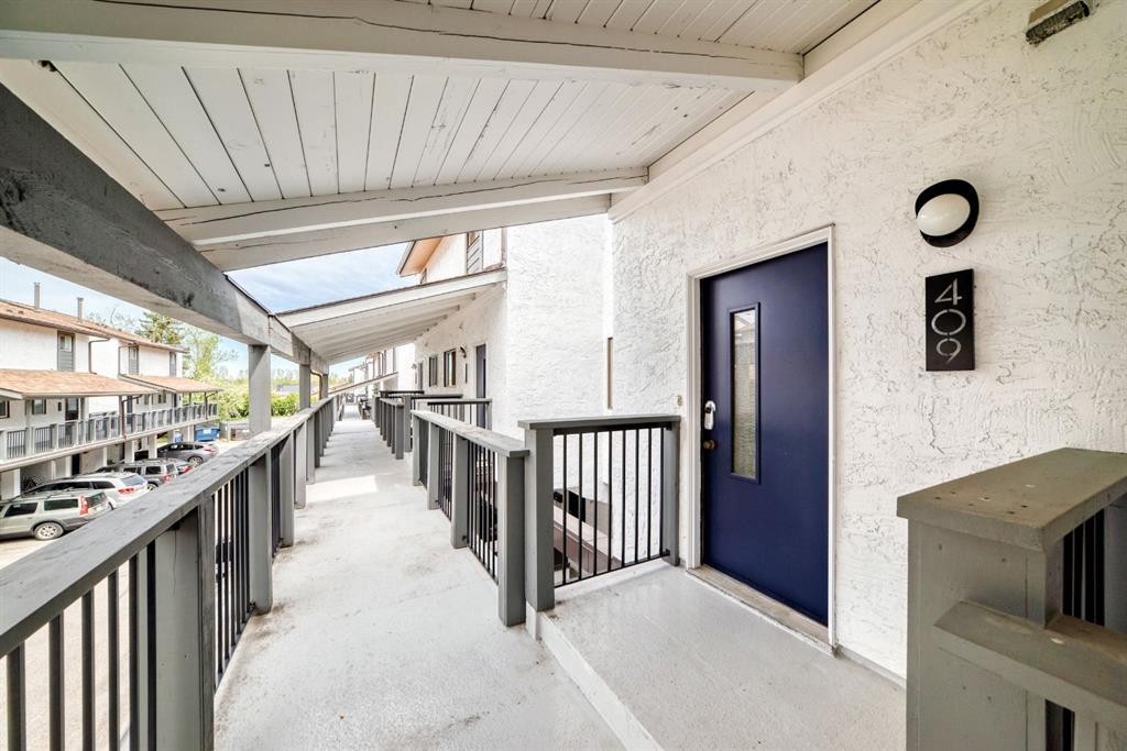 409-2520 Palliser Drive Sw, Calgary, AB