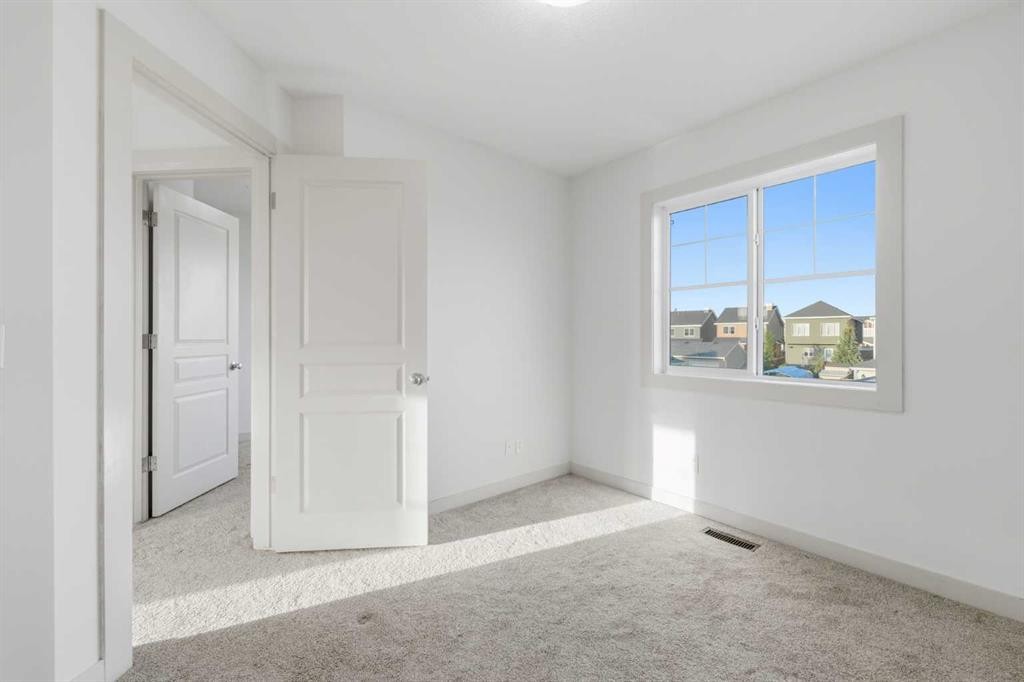 151 Royal Oak Drive Nw, Calgary, AB