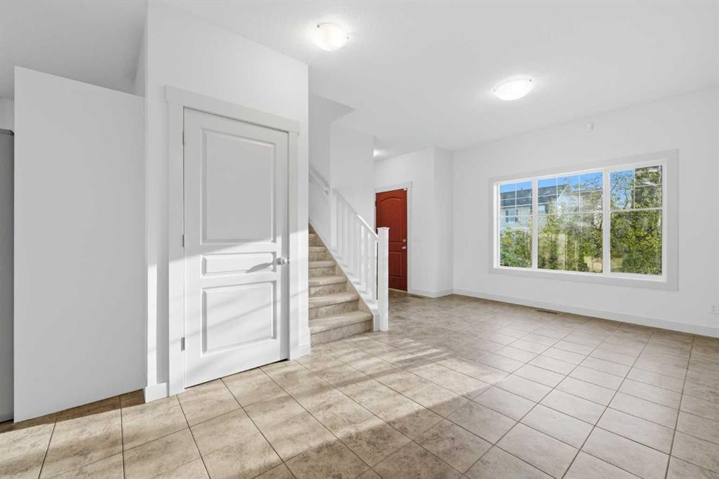 151 Royal Oak Drive Nw, Calgary, AB