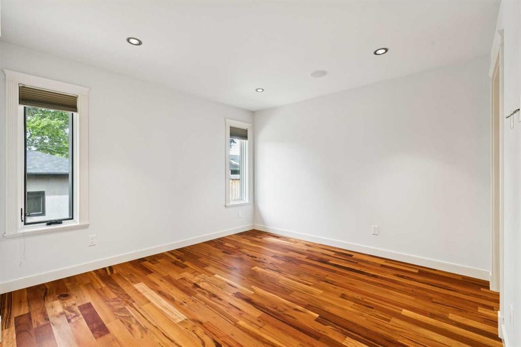 2136 26 Avenue Sw, Calgary, AB - Indoor Photo Showing Other Room