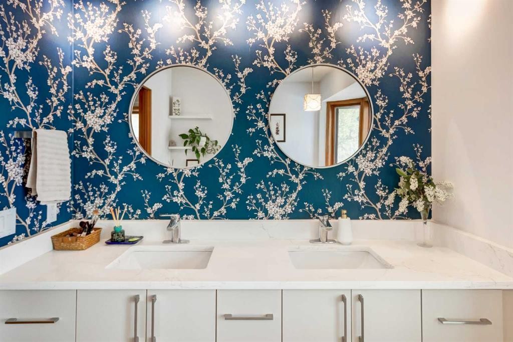 25 Deerfield Manor Se, Calgary, AB