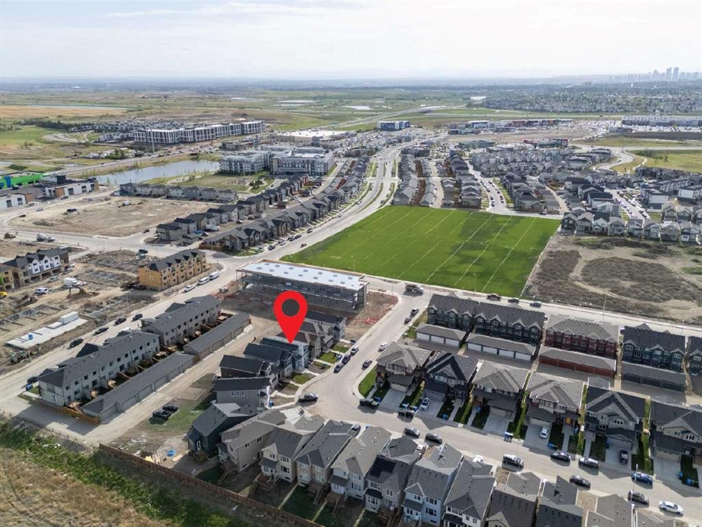43 Belvedere Crescent Se, Calgary, AB - Outdoor With View