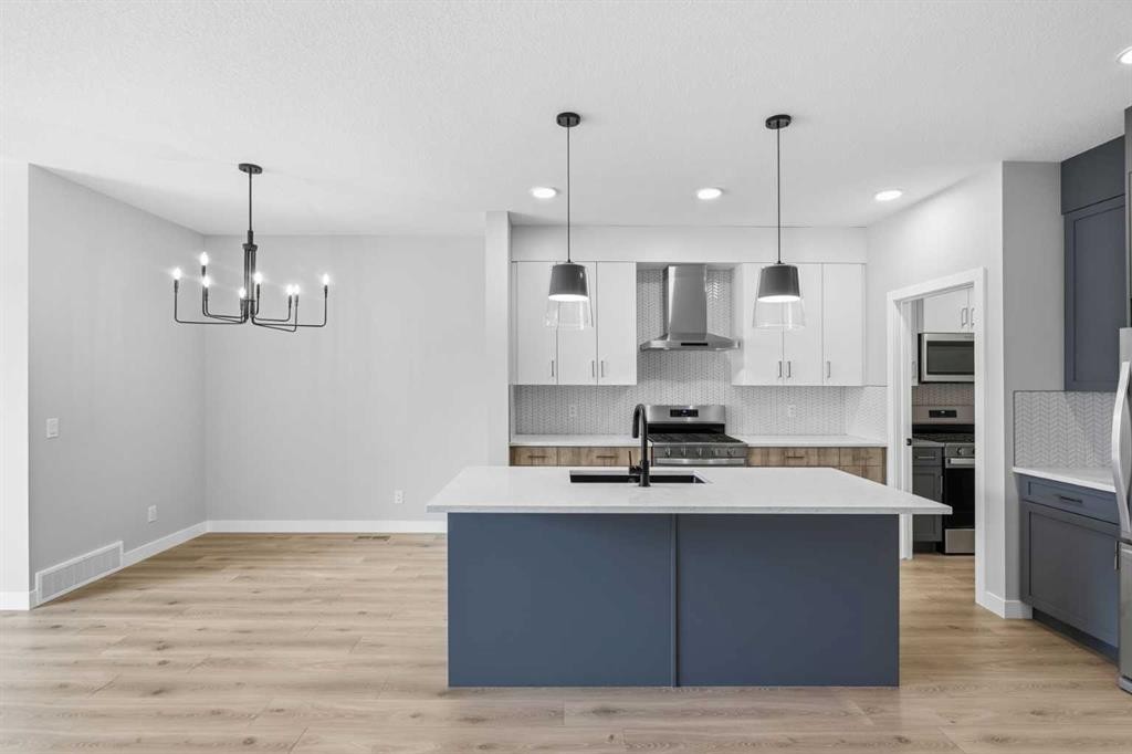 43 Belvedere Crescent Se, Calgary, AB - Indoor Photo Showing Kitchen With Upgraded Kitchen