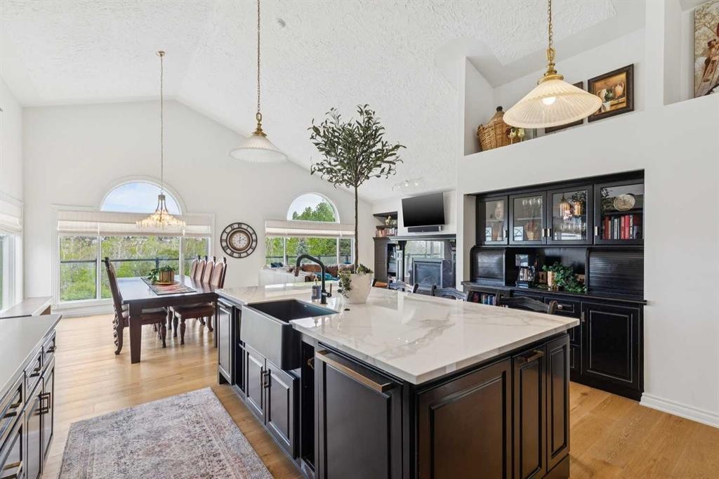 84 Edenstone Way Nw, Calgary, AB - Indoor Photo Showing Kitchen With Upgraded Kitchen