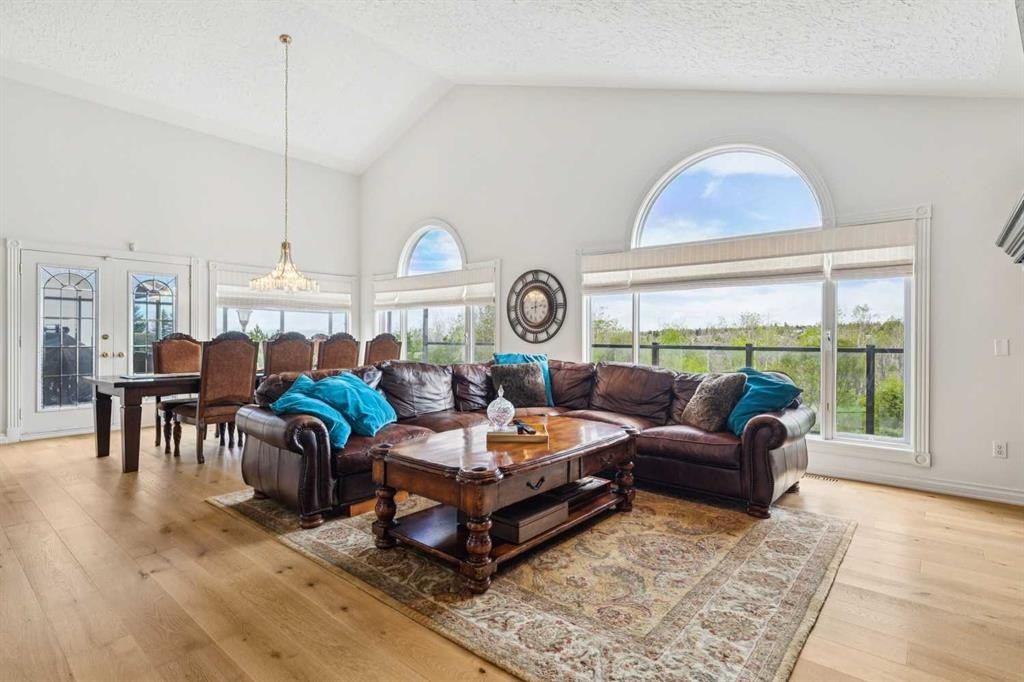 84 Edenstone Way Nw, Calgary, AB - Indoor Photo Showing Living Room