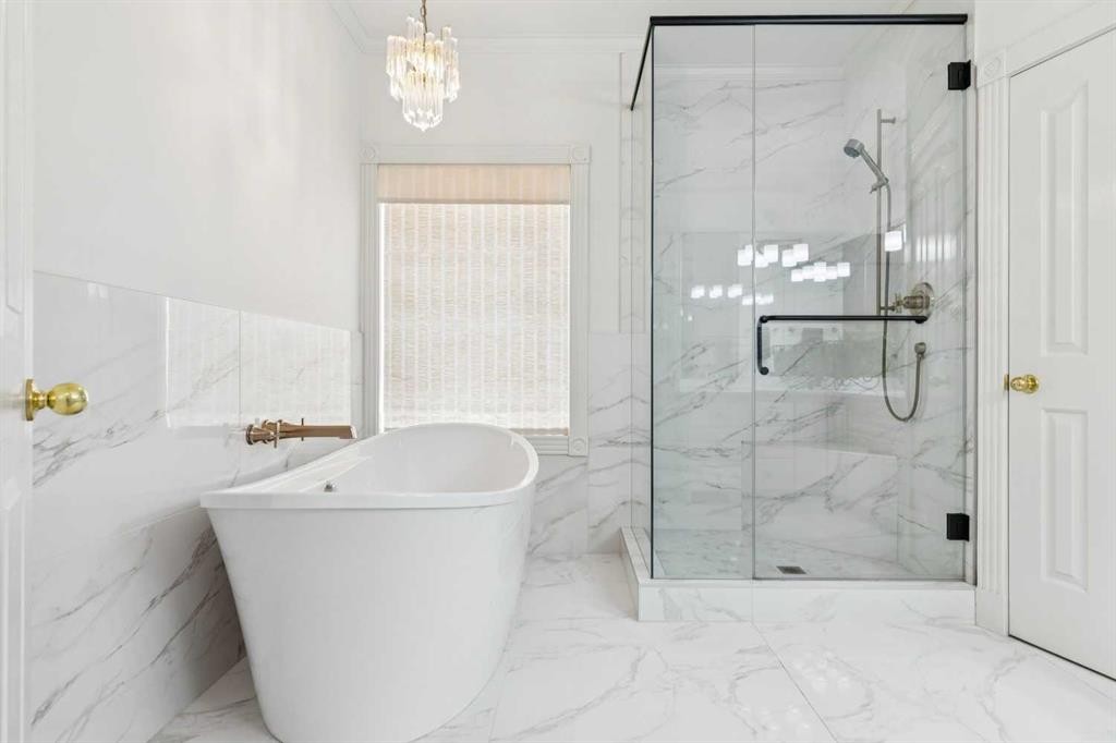 84 Edenstone Way Nw, Calgary, AB - Indoor Photo Showing Bathroom