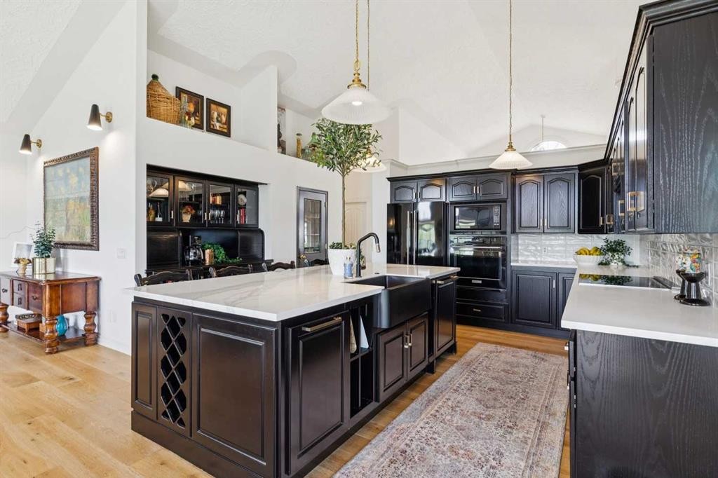 84 Edenstone Way Nw, Calgary, AB - Indoor Photo Showing Kitchen With Upgraded Kitchen