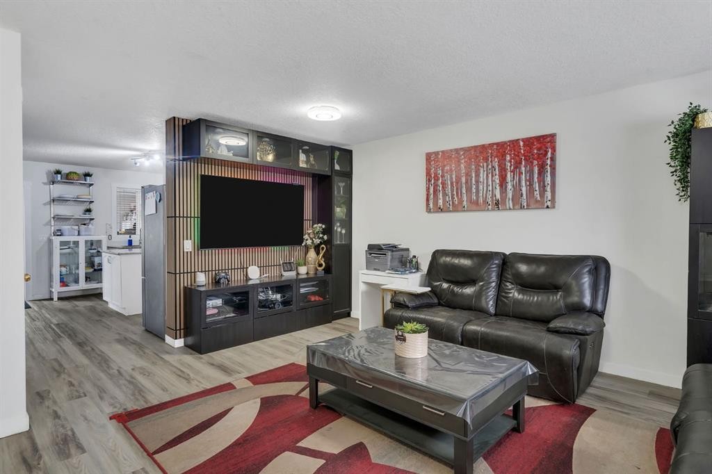 192 Martin Crossing Crescent Ne, Calgary, AB - Indoor Photo Showing Living Room
