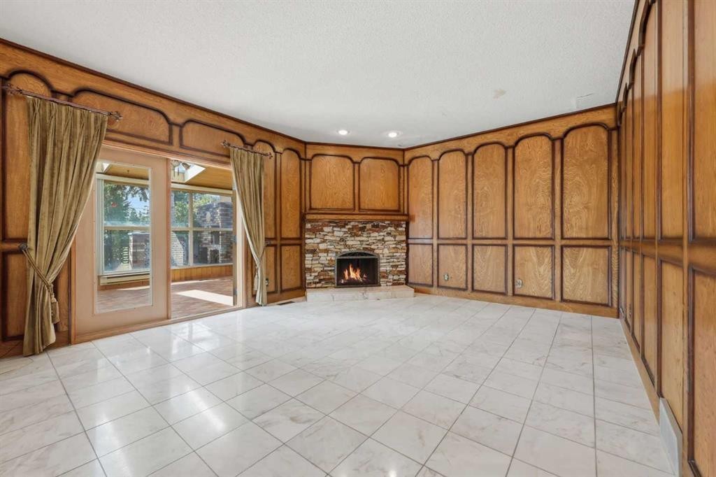 480 Berkley Crescent Nw, Calgary, AB - Indoor With Fireplace