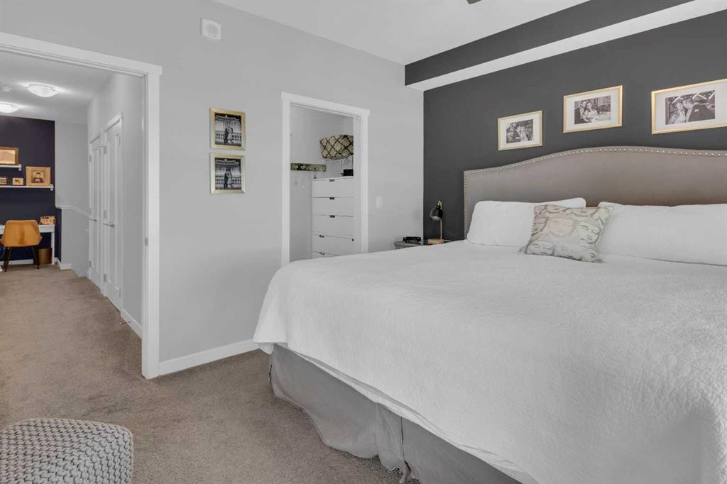 101-30 Shawnee Common Sw, Calgary, AB - Indoor Photo Showing Bedroom