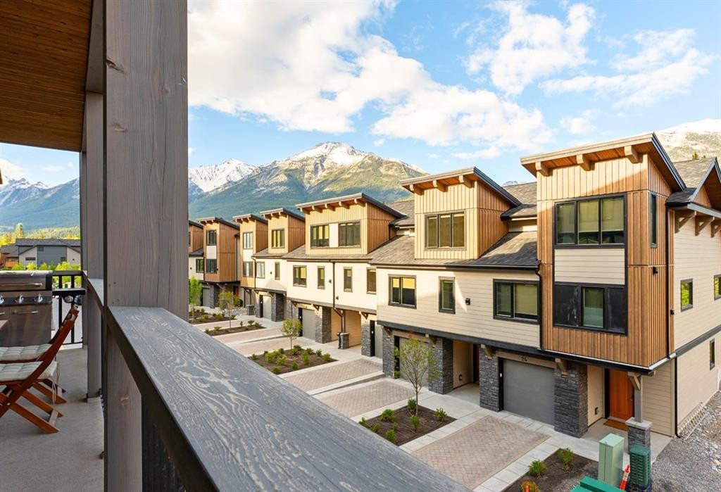 210-1408 Spring Creek Gate, Canmore, AB