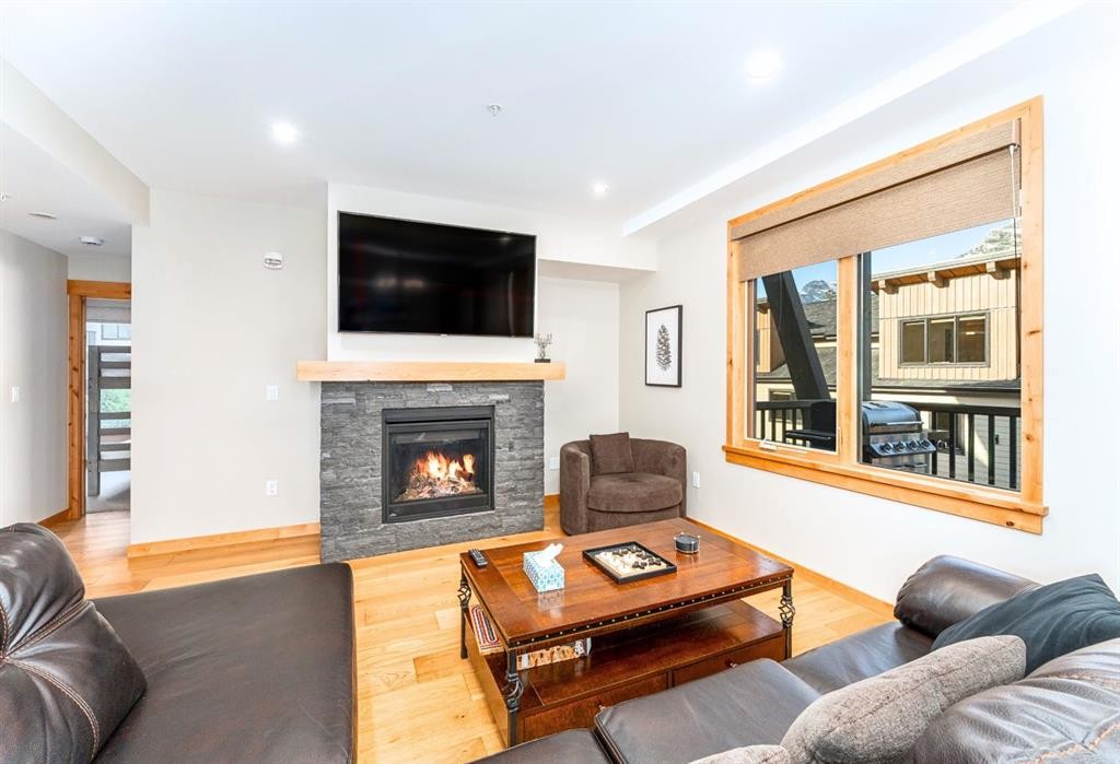 210-1408 Spring Creek Gate, Canmore, AB