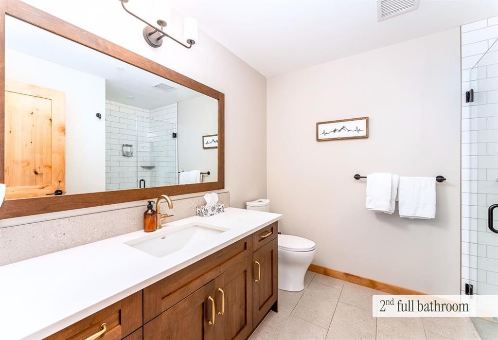 210-1408 Spring Creek Gate, Canmore, AB