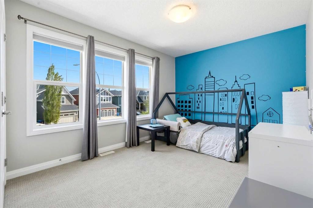 236 Auburn Springs Close Se, Calgary, AB - Indoor Photo Showing Bedroom
