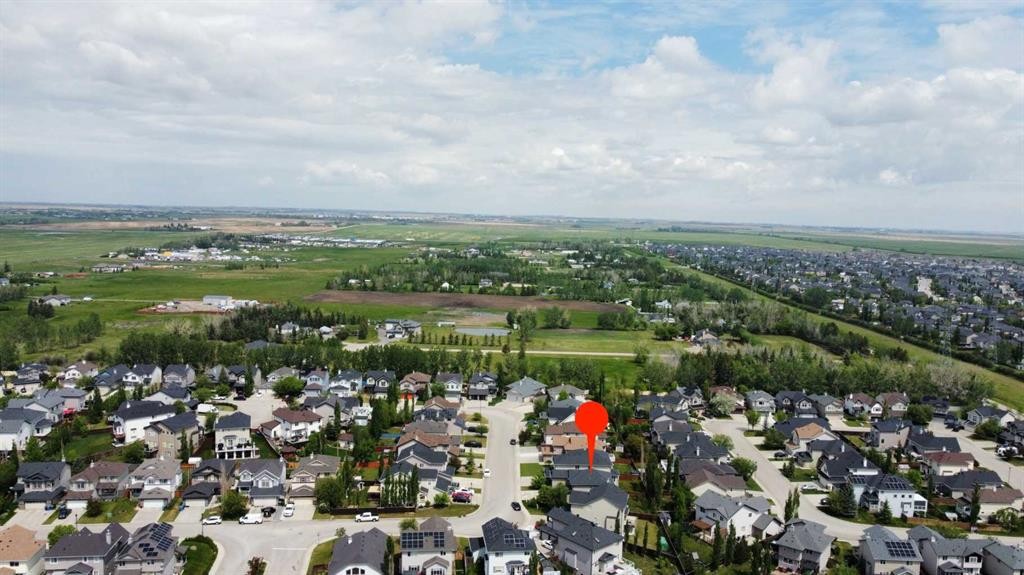 123 Hawkmere View, Chestermere, AB