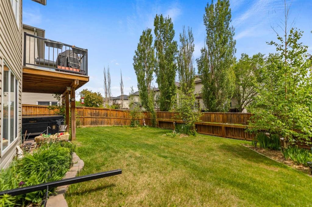 123 Hawkmere View, Chestermere, AB