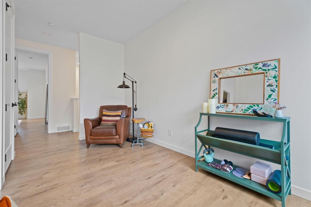 408 Greenbriar Common Nw, Calgary, AB - Indoor