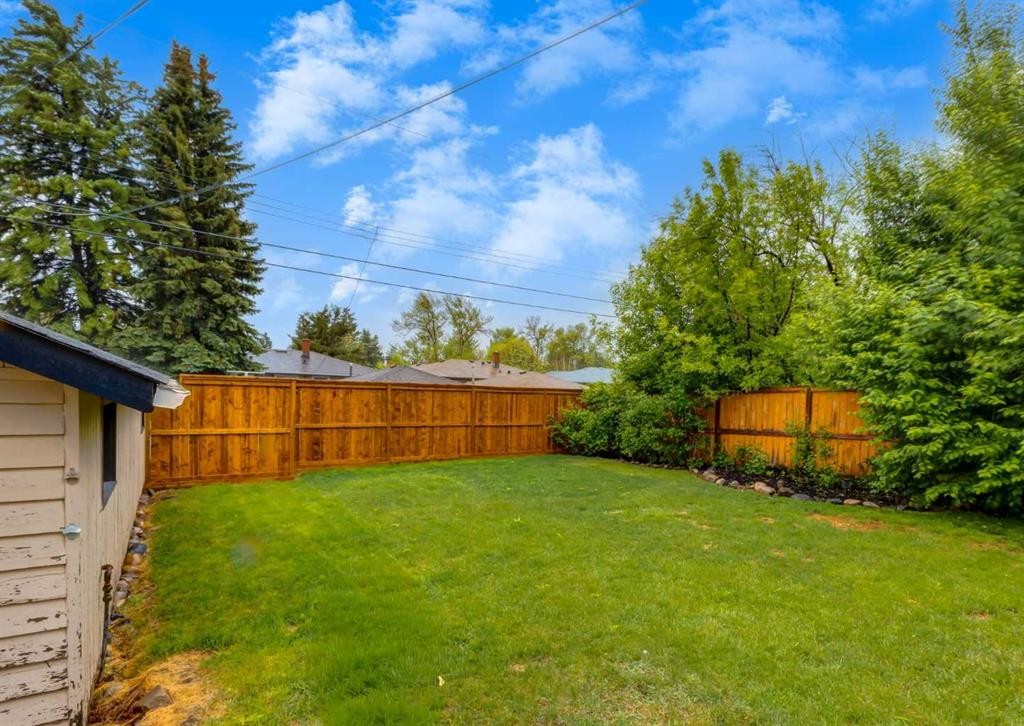 182 Fyffe Road Se, Calgary, AB - Outdoor
