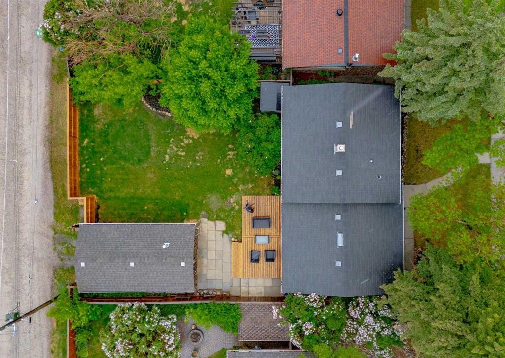 182 Fyffe Road Se, Calgary, AB - Outdoor
