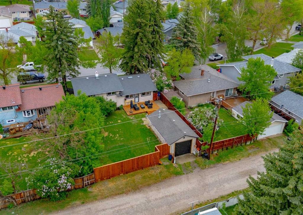 182 Fyffe Road Se, Calgary, AB - Outdoor