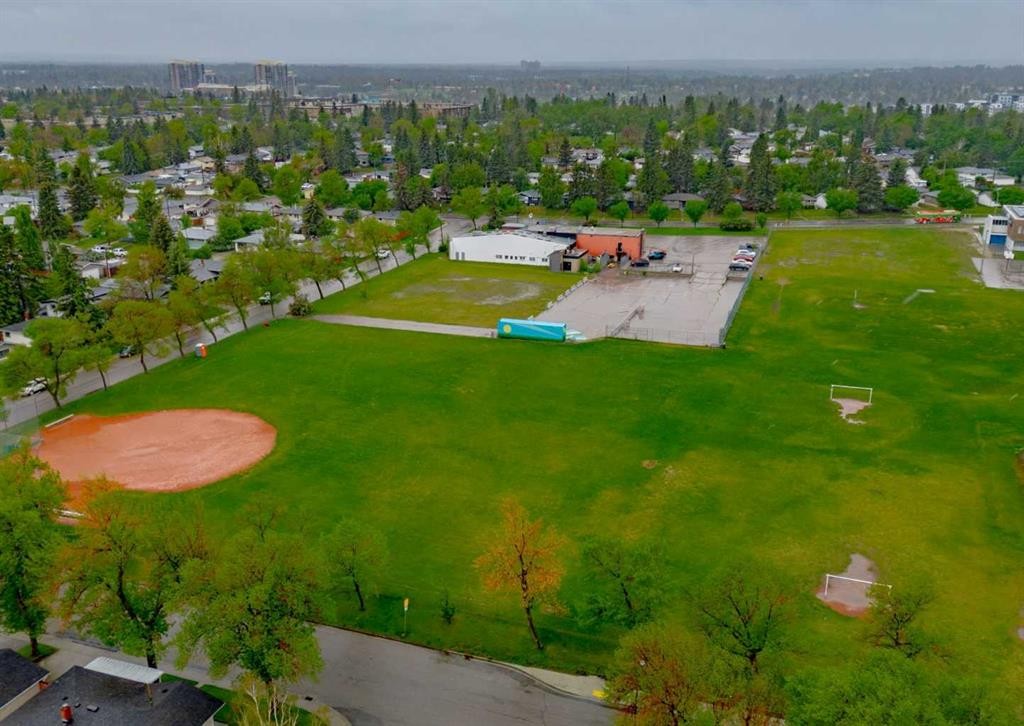 182 Fyffe Road Se, Calgary, AB - Outdoor With View