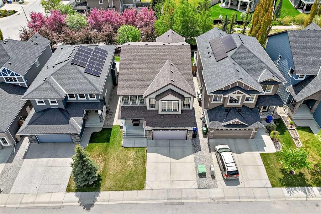 75 Silverado Bank Gardens Sw, Calgary, AB - Outdoor With Facade